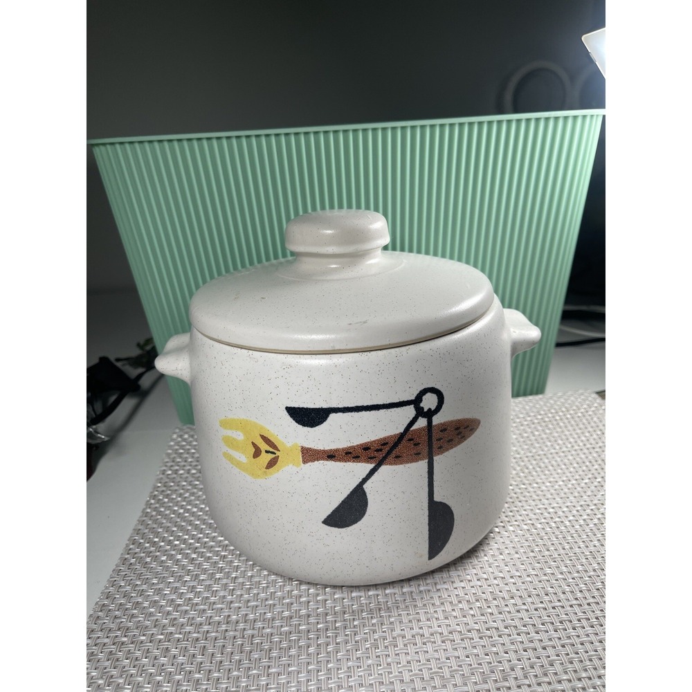 Vintage West Bend Bean Pot Mid-Centry Buffet Patio Server 2 qt.